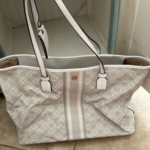Tory burch purse